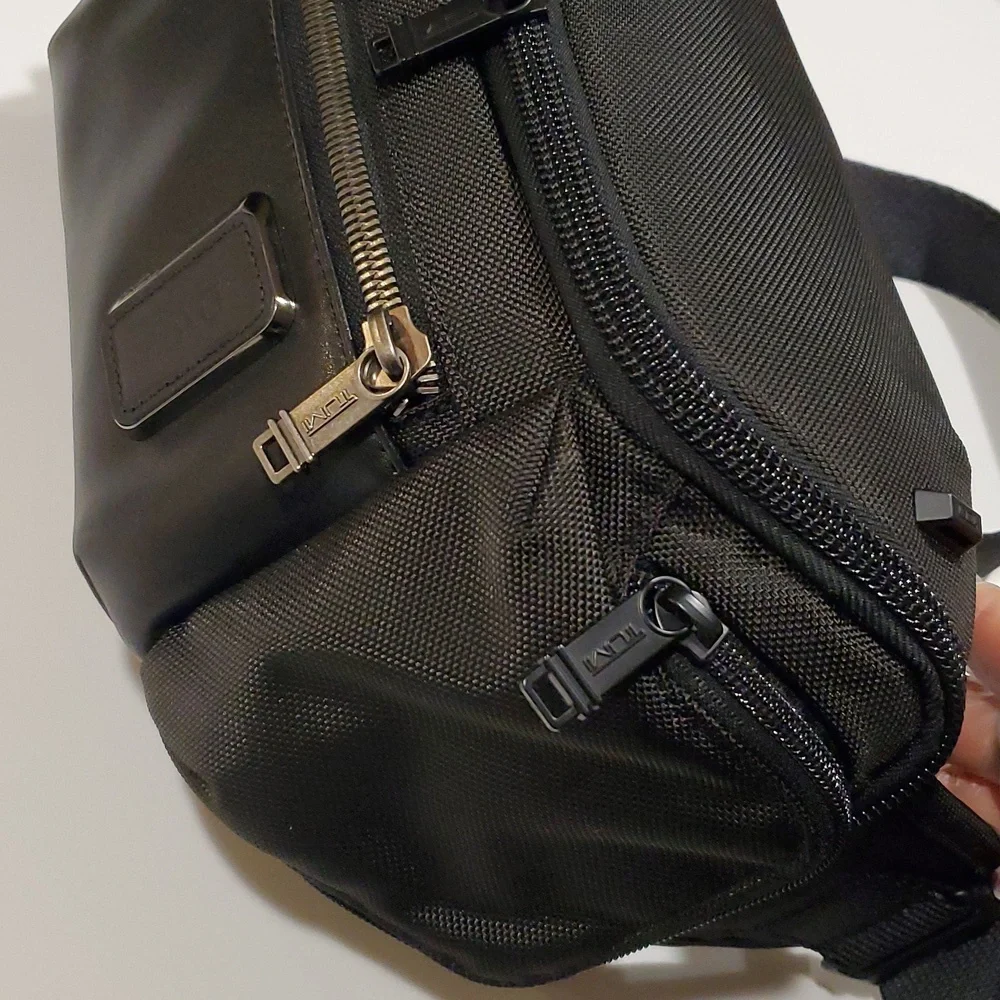 Tumi Alpha Black Ballistic Nylon & Leather Bravo Kelley Sling Bag